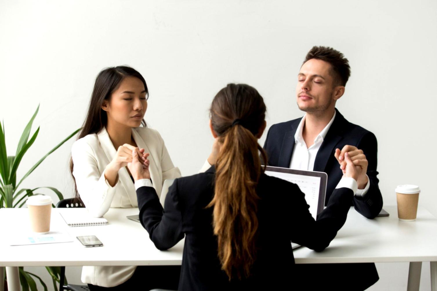 Trading desk setup for commodity analysis
